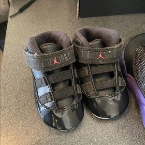 Infrared 11s size 2c